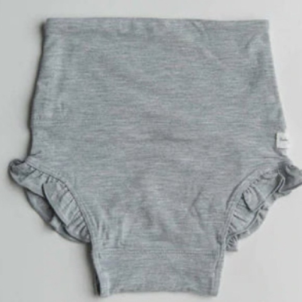 BNWT Loulou lollipop bloomers with ruffles